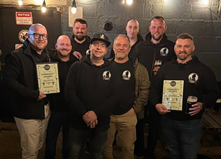 MINDSET BROS CELEBRATES DOUBLE WIN AT VECTIS RADIO COMMUNITY AWARDS