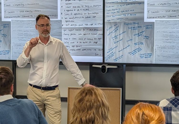 ISLE OF WIGHT MP UNVEILS WEEK-LONG BOOTCAMP TO SUPPORT YOUNG PEOPLE INTO WORK