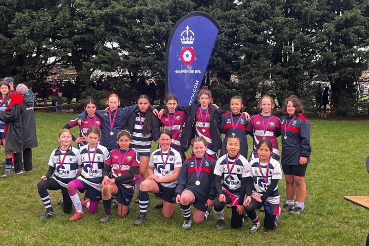 ‘NO GIRL PICKED LAST’ – VECTIS COACH SHARES VISION FOR FUTURE OF GIRLS’ RUGBY