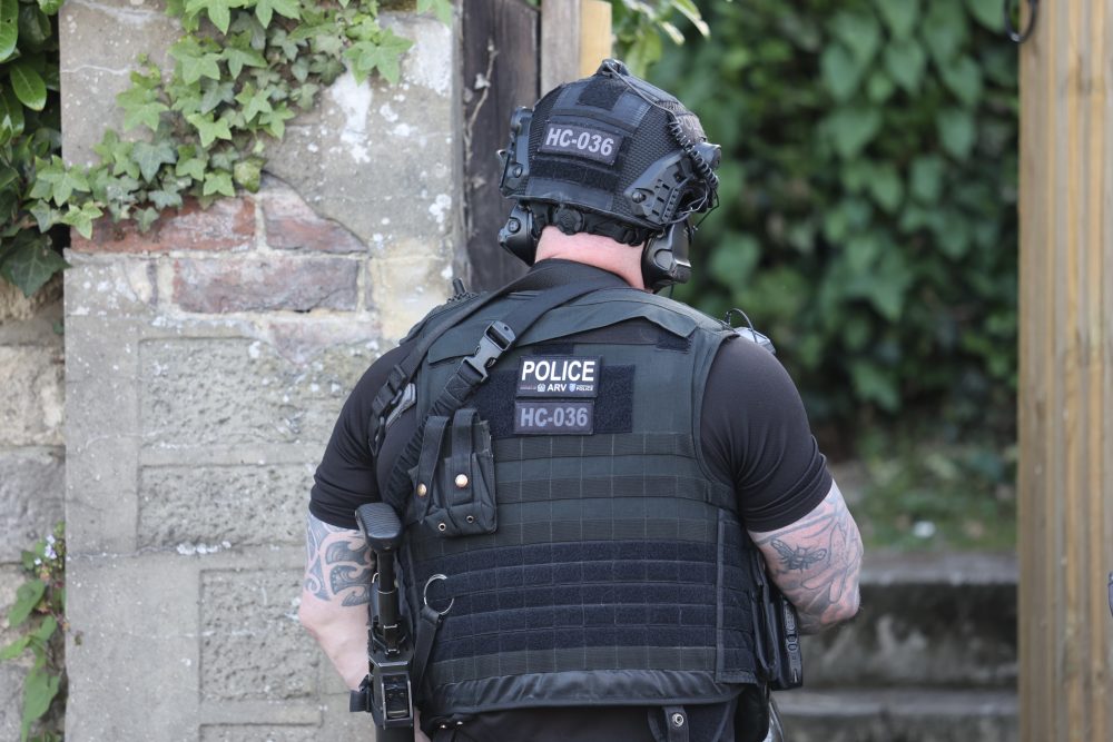 FIREARMS ARREST AFTER ARMED POLICE SWARM ADDRESS IN RYDE