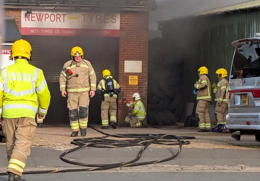 BLACK SMOKE BILLOWS AS BLAZE BREAKS OUT AT NEWPORT GARAGE