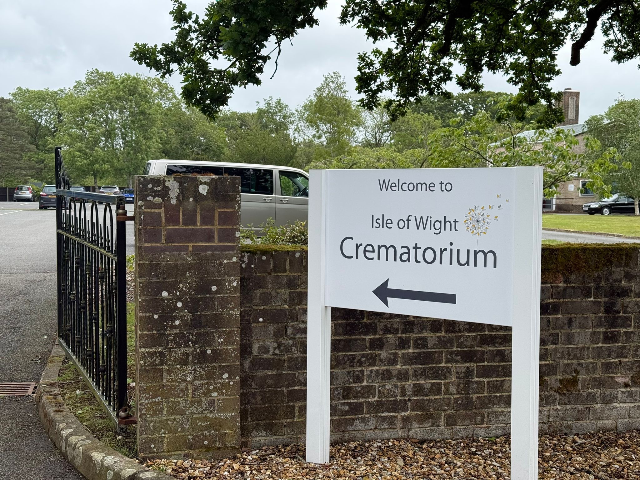 CREMATORIUM FIRE DURING FUNERAL SERVICE SPARKS 999 RESPONSE