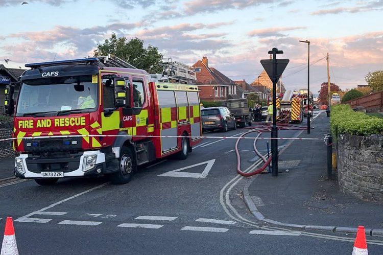 FIREFIGHTERS TACKLE SMALL BLAZE AS FIRE BREAKS OUT AT DERELICT SANDOWN HOTEL