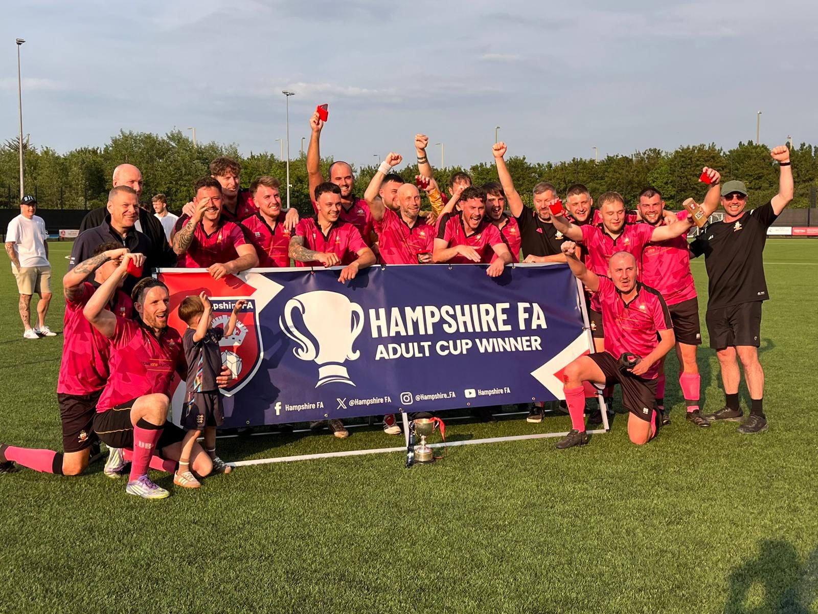 EAST COWES SPORTS END SEASON WITH HAMPSHIRE VASE GLORY
