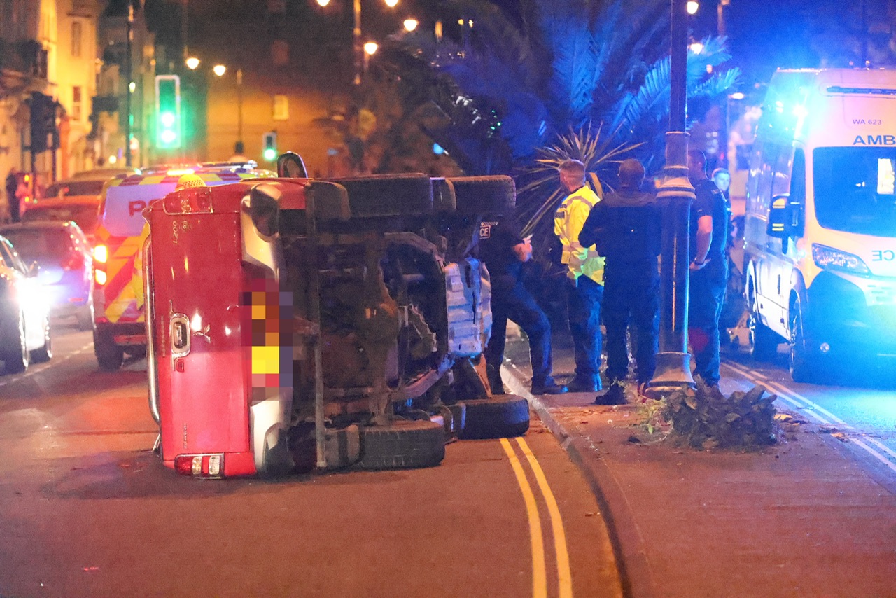 PICK-UP TRUCK ROLLS IN SATURDAY NIGHT SMASH ON RYDE ESPLANADE