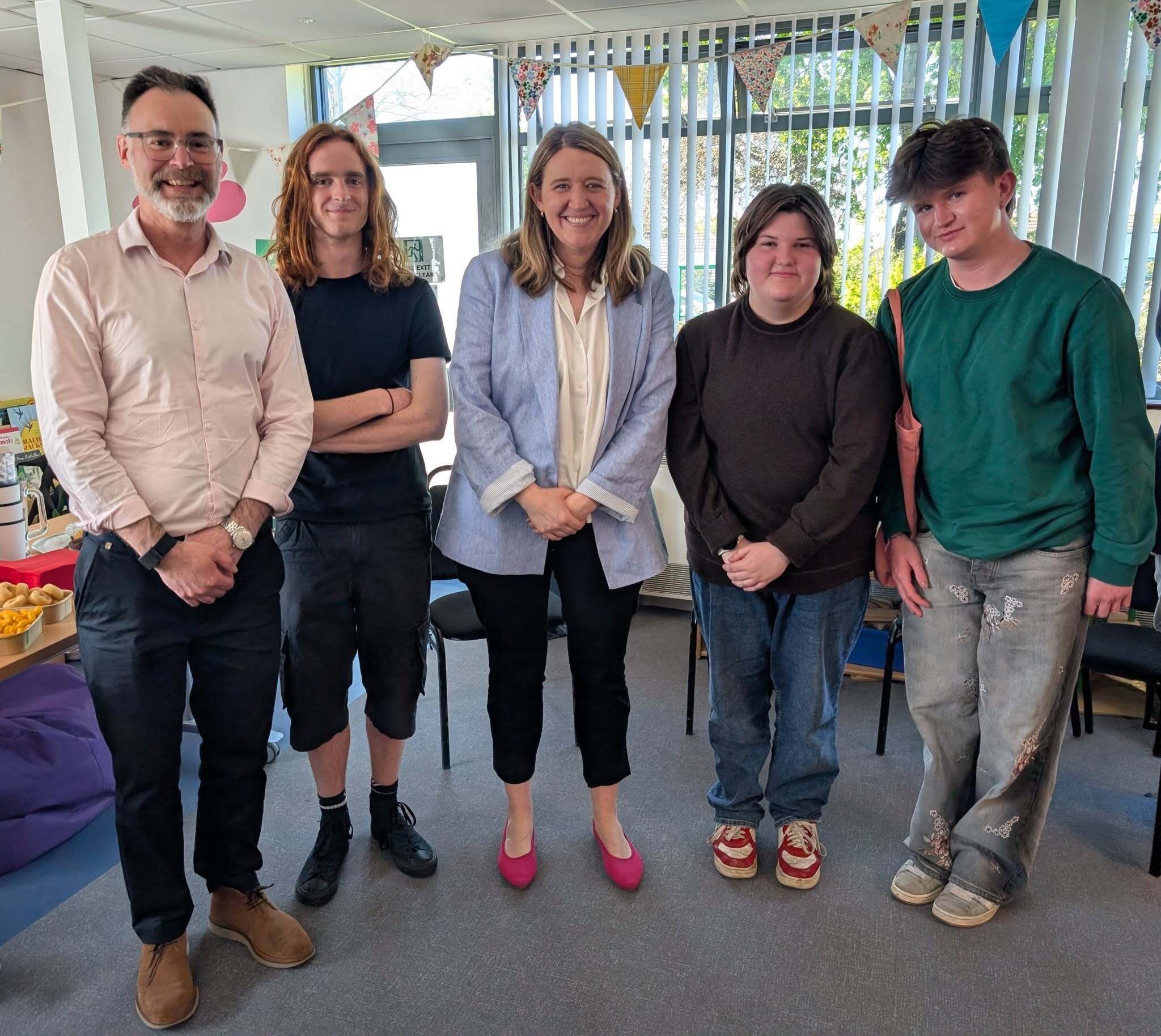 SCHOOL STANDARDS MINISTER VISITS ISLE OF WIGHT TO DISCUSS SEND CHALLENGES AND OPPORTUNITIES