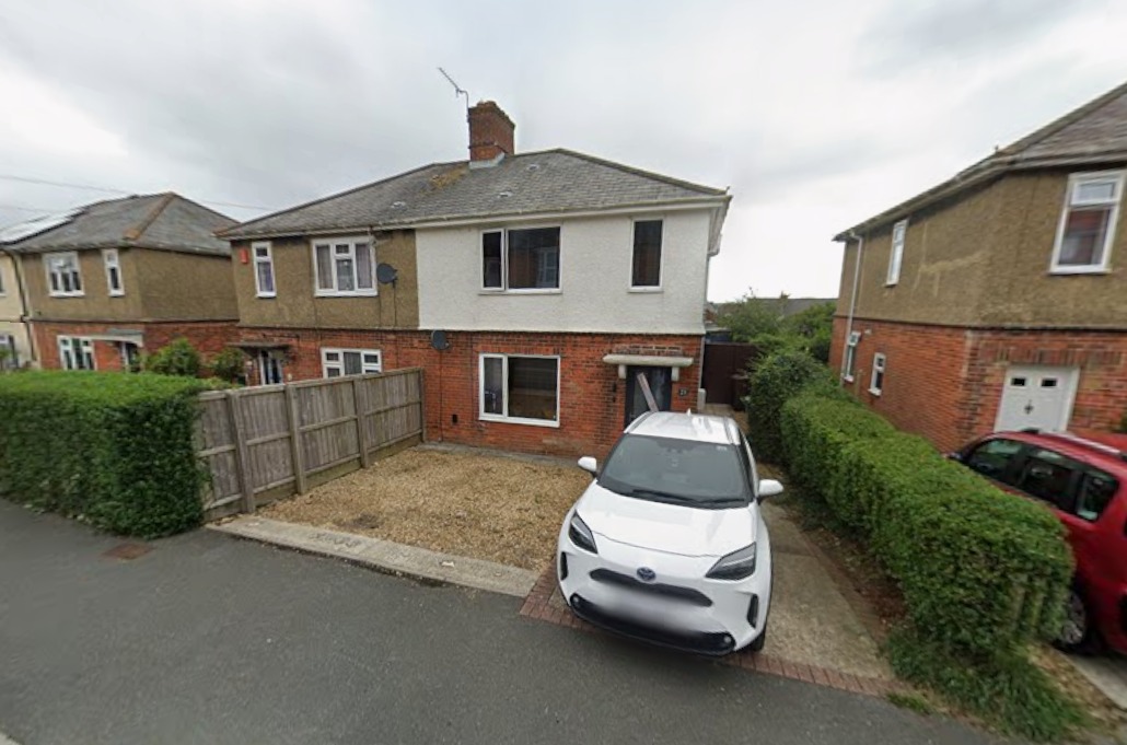 NEWPORT WOMAN WINS APPROVAL TO RUN HAIR SALON FROM GARDEN OUTBUILDING