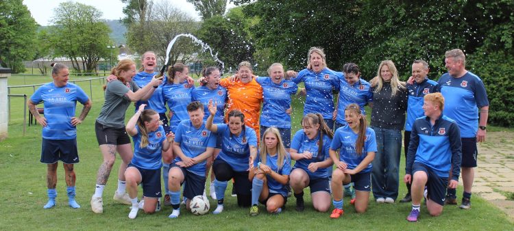 SHANKLIN LADIES CROWNED HAMPSHIRE DIVISION 1 CHAMPIONS AFTER DRAMATIC DOUBLE HEADER