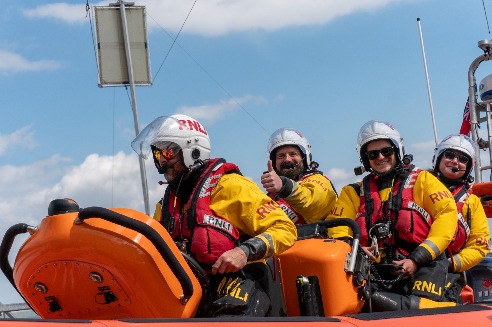 COWES RNLI VOLUNTEER ACHIEVES TOP LIFEBOAT HELM ROLE AFTER YEARS OF TRAINING