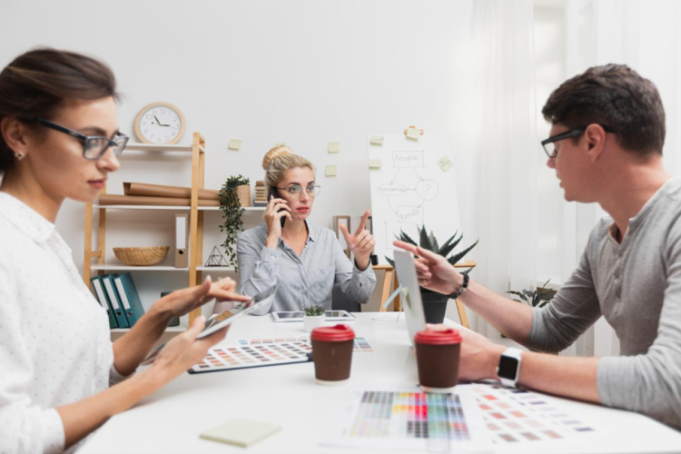 BEYOND DESIGN TOOLS: HOW EMPLOYER EXPECTATIONS ARE SHAPING CREATIVE CAREERS