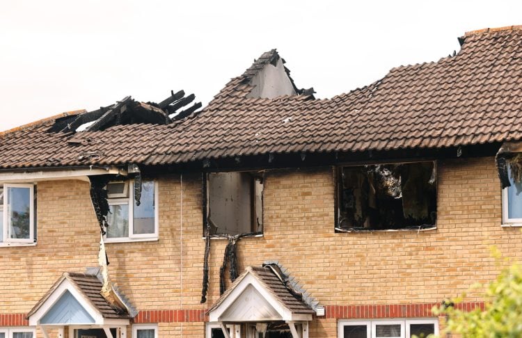 POLICE CONTINUE TO QUIZ MURDER SUSPECTS OVER FATAL COWES BLAZE