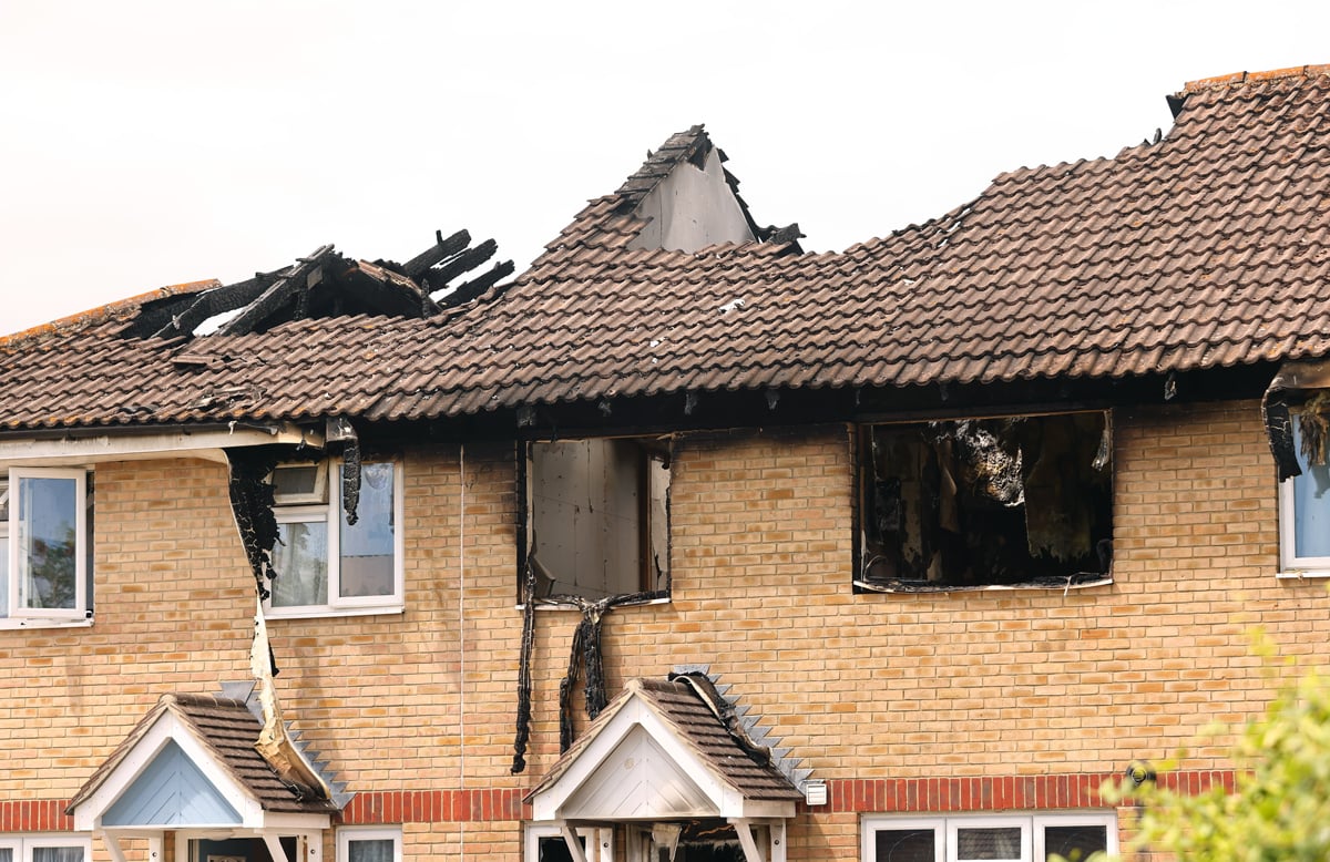 POLICE CONTINUE TO QUIZ MURDER SUSPECTS OVER FATAL COWES BLAZE