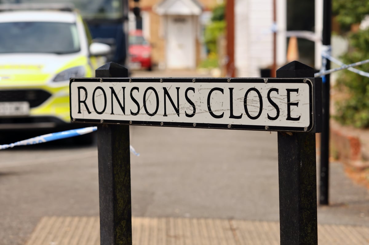 POLICE CONTINUE TO QUIZ MURDER SUSPECTS OVER FATAL COWES BLAZE