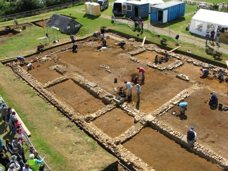 BRADING ROMAN VILLA SECURES £10,000 EXCAVATION GRANT TO UNCOVER HIDDEN STORIES