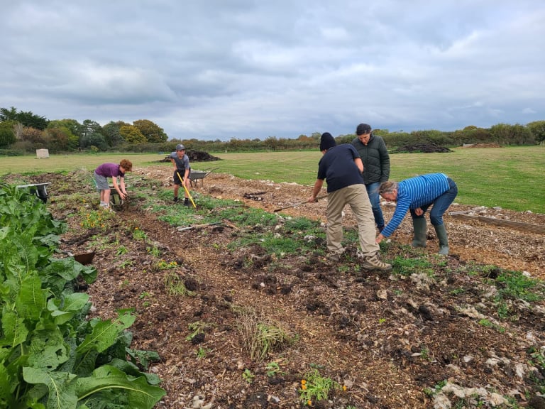 COWES ENTERPRISE COLLEGE STUDENTS GIVE BACK WITH NEARLY 3,000 HOURS OF VOLUNTEERING