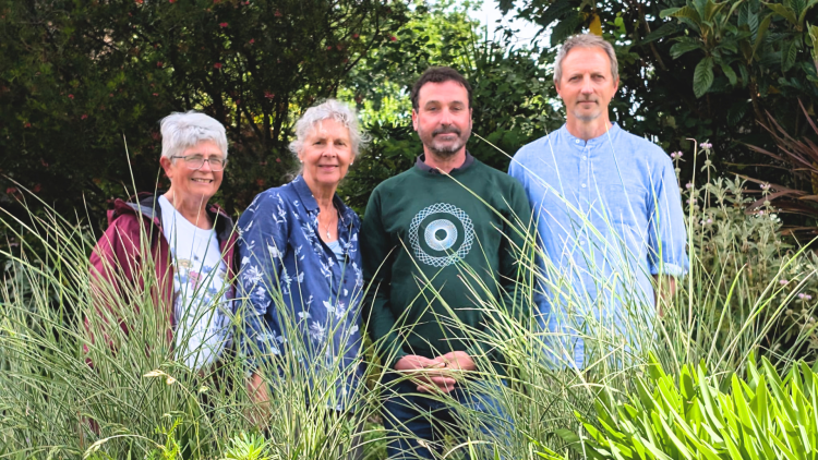 MOUNTBATTEN’S OAK GARDEN BLOOMS AGAIN THANKS TO COMMUNITY EFFORT