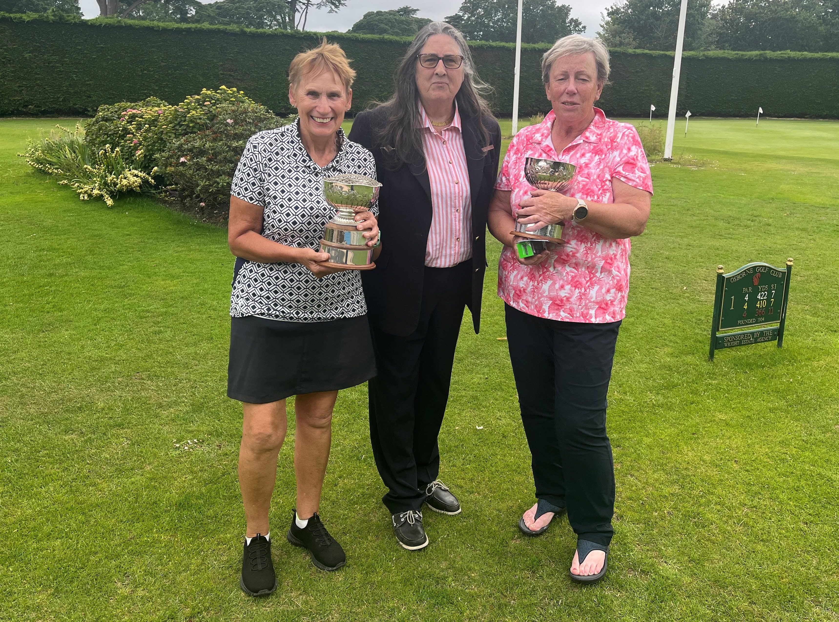 SHANKLIN AND SANDOWN PAIR CLAIM VICTORY IN ISA BALLARD ROSEBOWLS COMPETITION