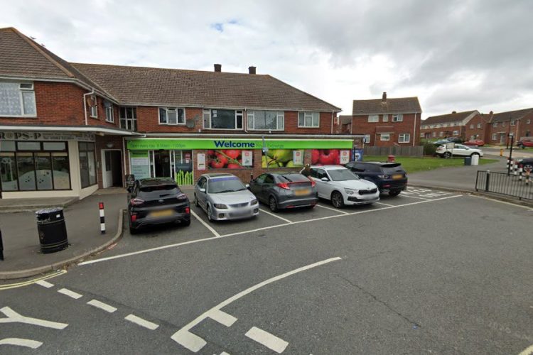 COMMUNITY ORDER FOR RYDE MAN WHO STRUCK SHOPKEEPER WITH WINE BOTTLE