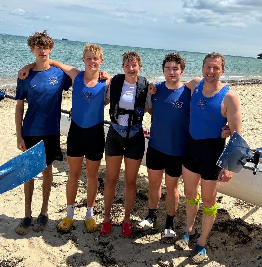 DOUBLE GOLD AND MULTIPLE PODIUM FINISHES FOR SHANKLIN SANDOWN ROWING CLUB AT HOME REGATTA