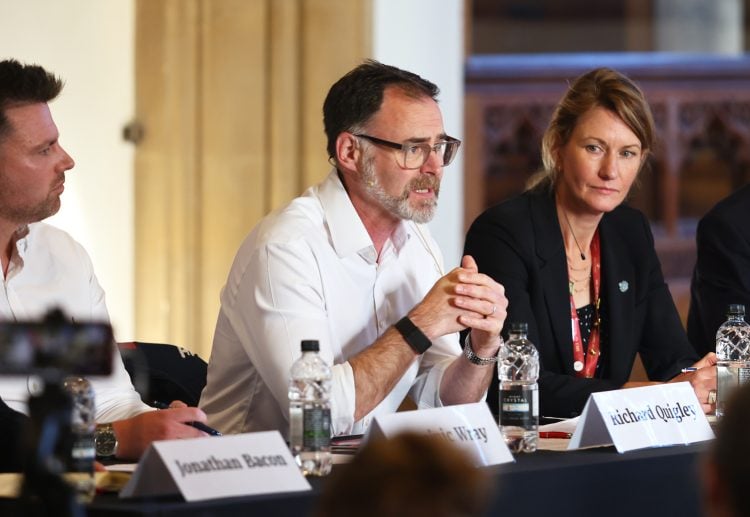 ISLAND ROADS DEAL ‘A BAD CONTRACT’ SAYS NEW ISLE OF WIGHT COUNCIL LEADER