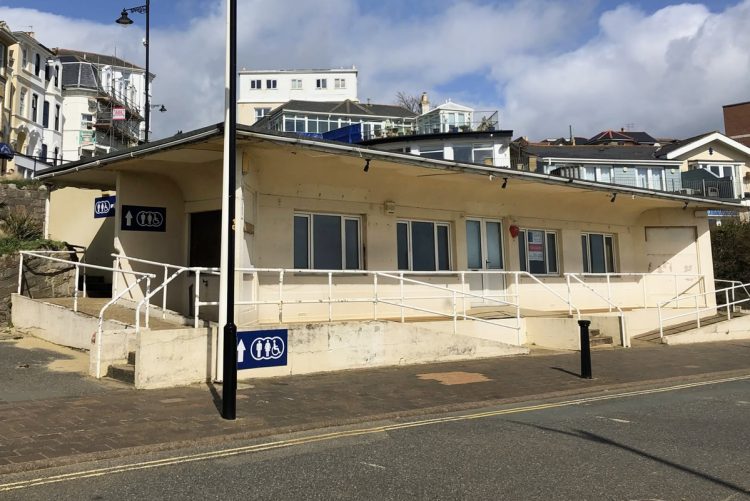 LOCAL AUTHORITY AGREES SALE OF SEAFRONT SITE TO SANDOWN TOWN COUNCIL