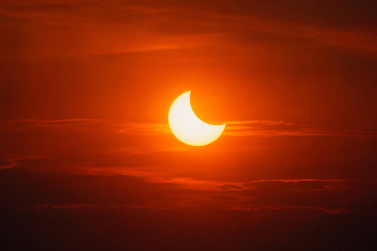 RARE SOLAR ECLIPSE TO BE SEEN FROM THE ISLE OF WIGHT IN JUST 2 WEEKS