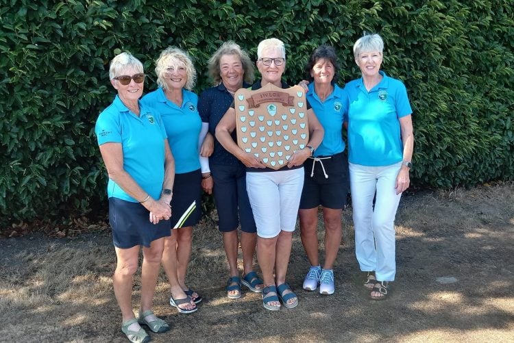 FRESHWATER BAY LADIES WIN ISLE OF WIGHT FOURSOMES LEAGUE TITLE