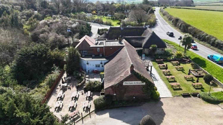 ICONIC HARE AND HOUNDS PUB UP FOR SALE JUST MONTHS AFTER SHOCK CLOSURE