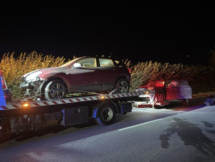 AIR AMBULANCE IN EARLY MORNING RESPONSE TO 2-CAR SMASH