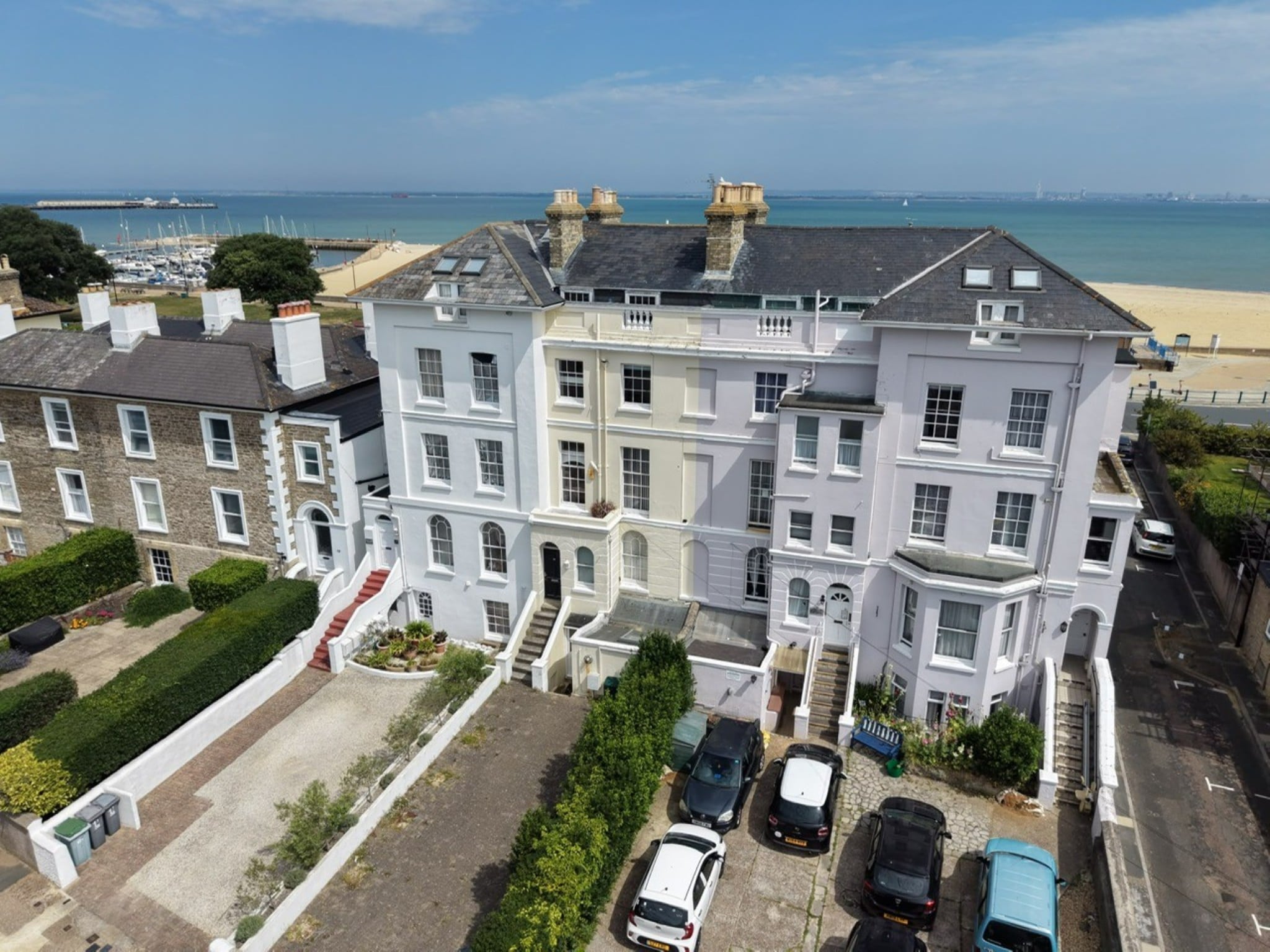 19 ISLE OF WIGHT PROPERTIES TO GO UNDER THE HAMMER IN LATEST CLIVE EMSON AUCTION