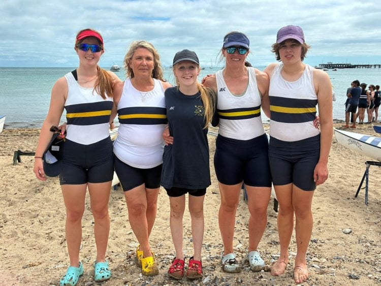 RYDE ROWERS IMPRESS AT SWANAGE REGATTA DESPITE DEPLETED SQUAD