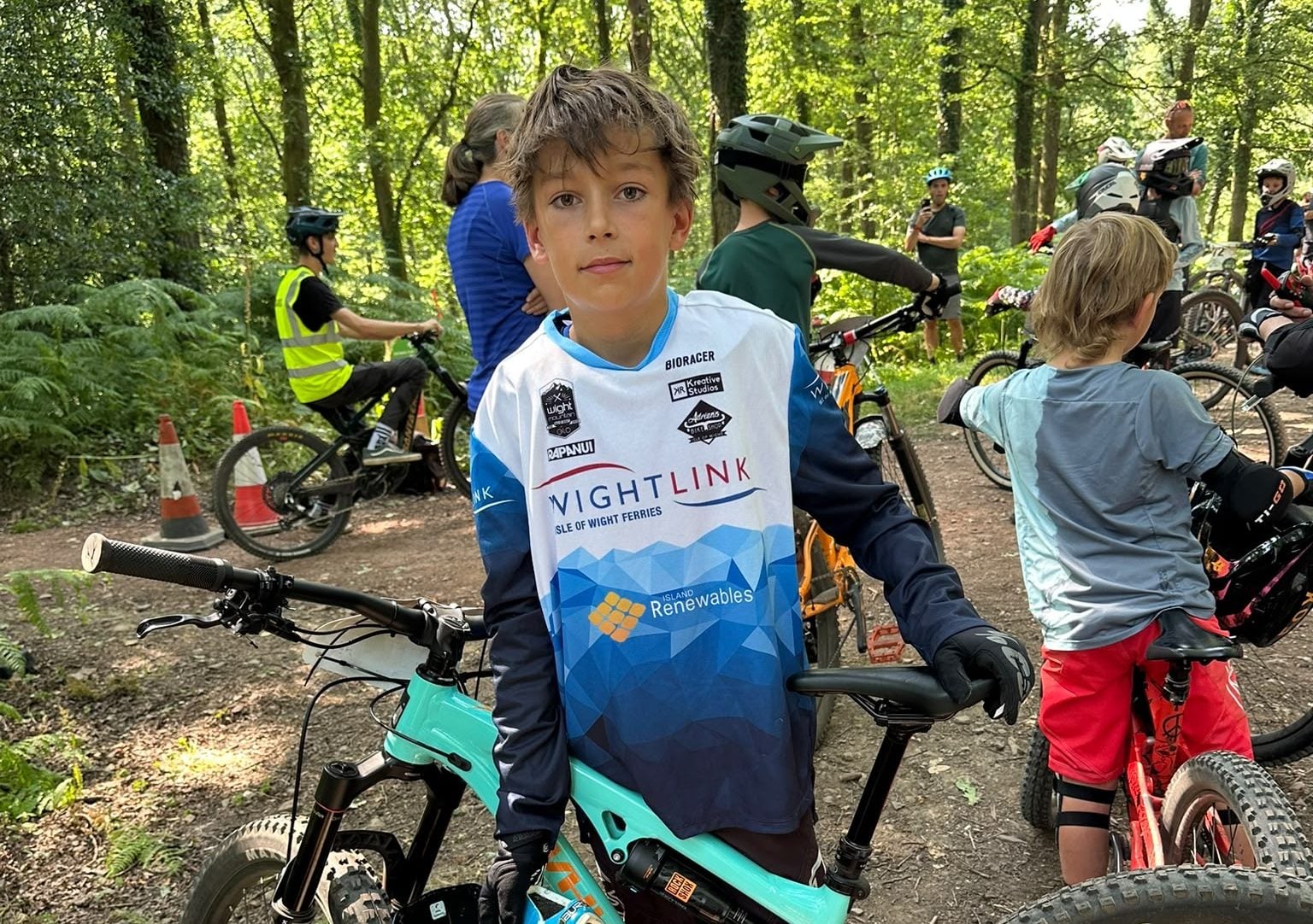 ISLE OF WIGHT CYCLISTS IMPRESS AT GOODWOOD AND FOREST OF DEAN RACES