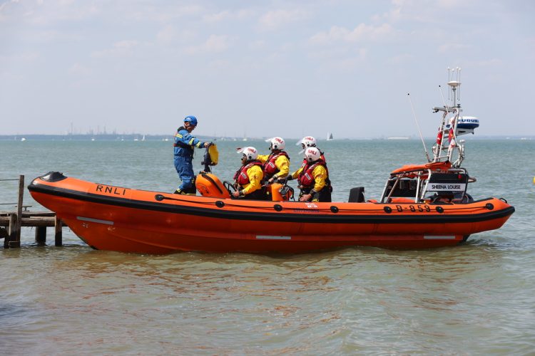 MAN REFUSING TO GET OUT OF THE SEA LEADS TO BLUE LIGHT OPERATION
