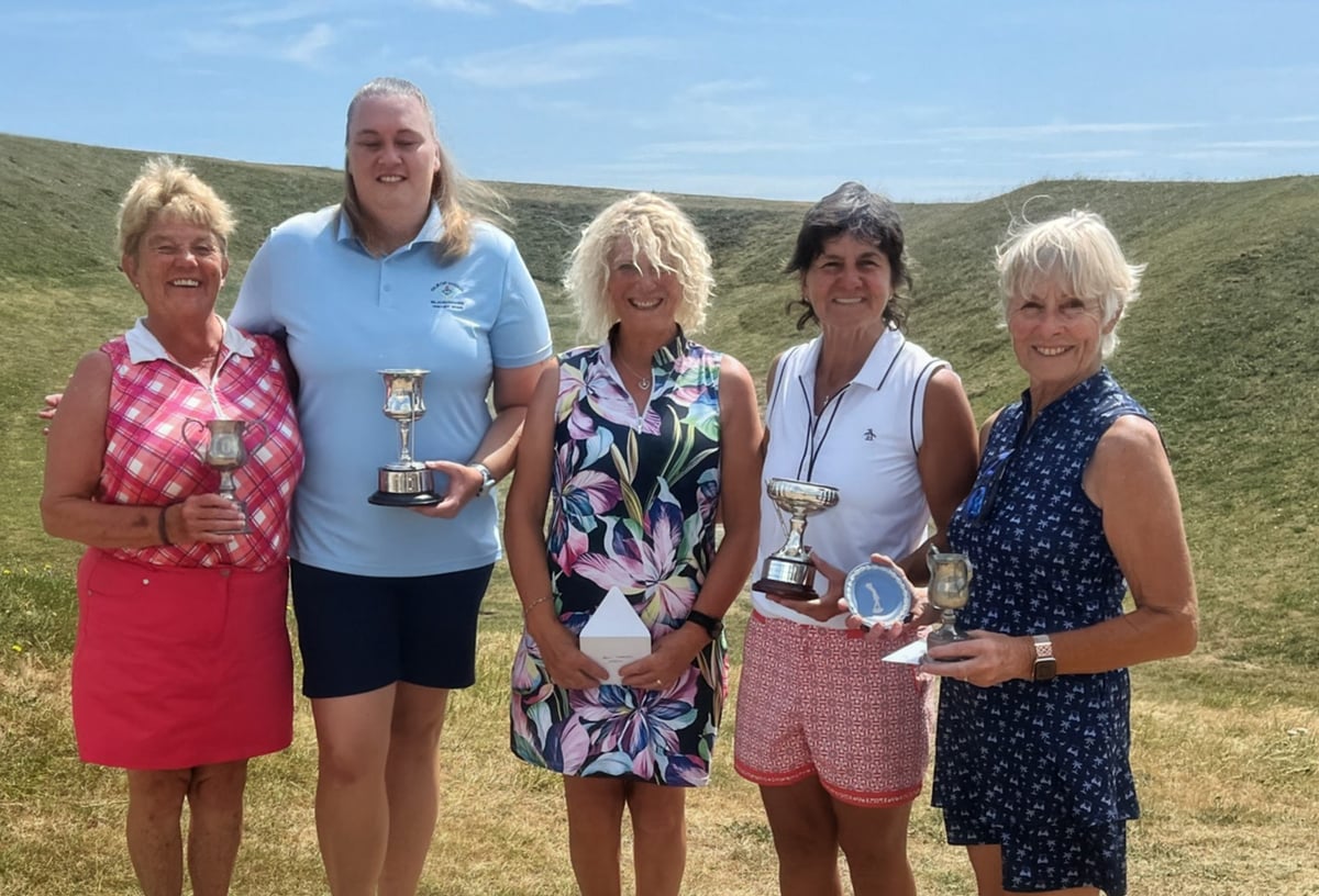 FRESHWATER BAY GOLF CLUB CROWNS LADIES CHAMPIONSHIP WINNERS
