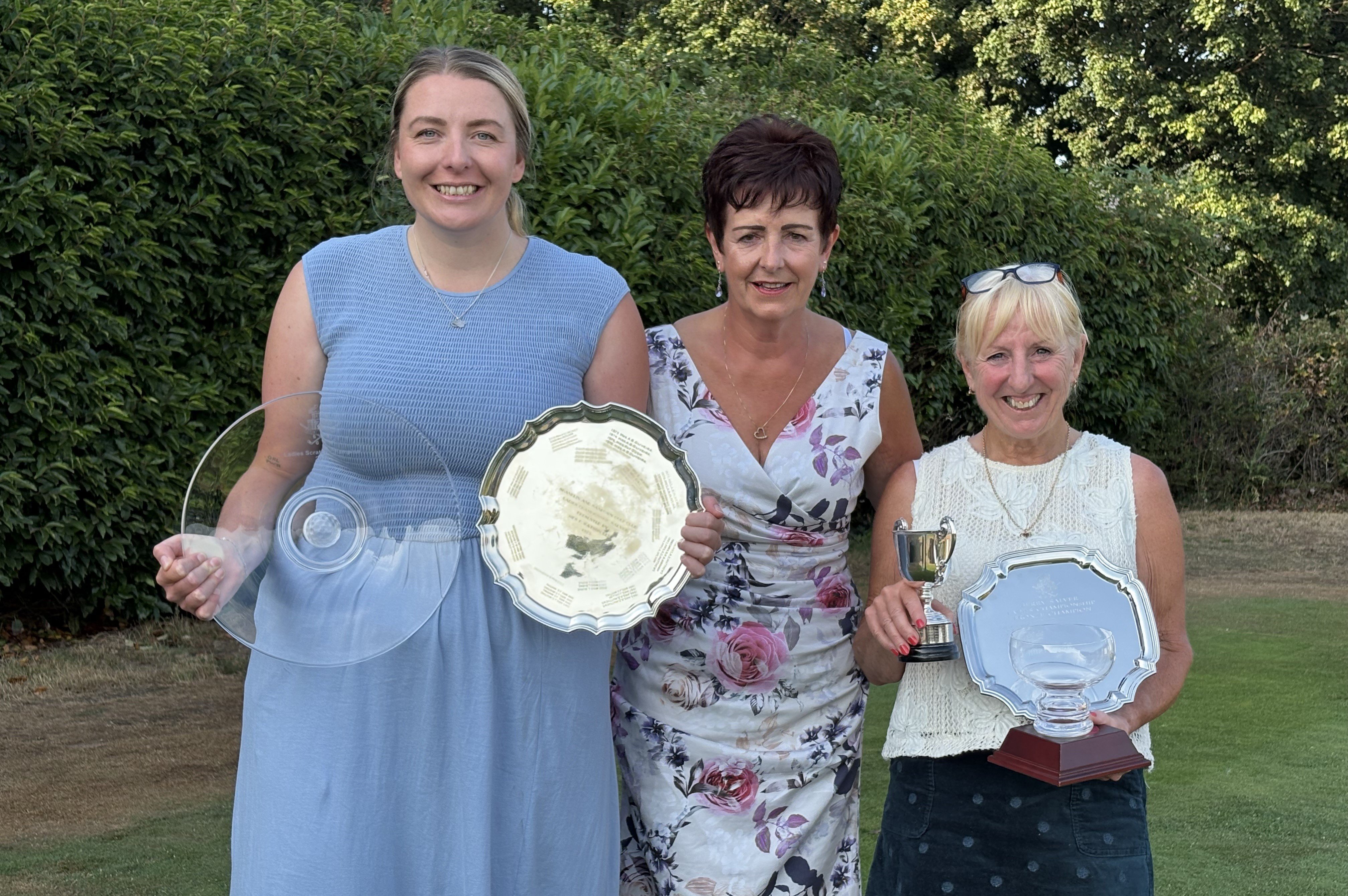 SHANKLIN & SANDOWN LADIES BATTLE THE HEAT AS BURKE CLAIMS CLUB CHAMPIONSHIP TITLE