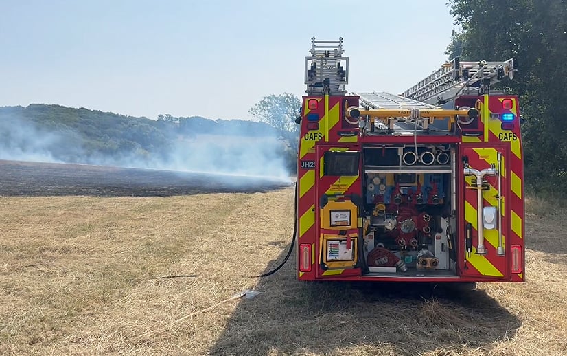 FIRE CREWS RACE TO SECOND BLAZE AS FIELD FIRE BREAKS OUT NEAR ROOKLEY