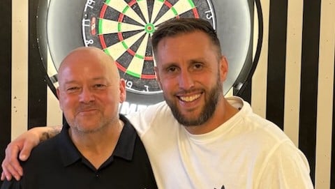 BAIN SWEEPS ASIDE SMITH TO CLAIM ISLE OF WIGHT GRAND PRIX TITLE