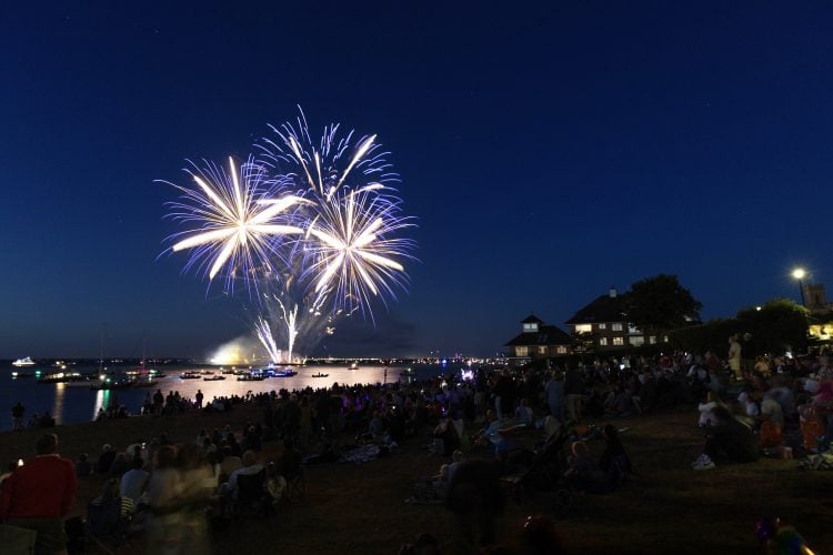 COWES WEEK GOES OUT WITH A BANG AS FIREWORKS RETURN AFTER 7-YEAR ABSENCE