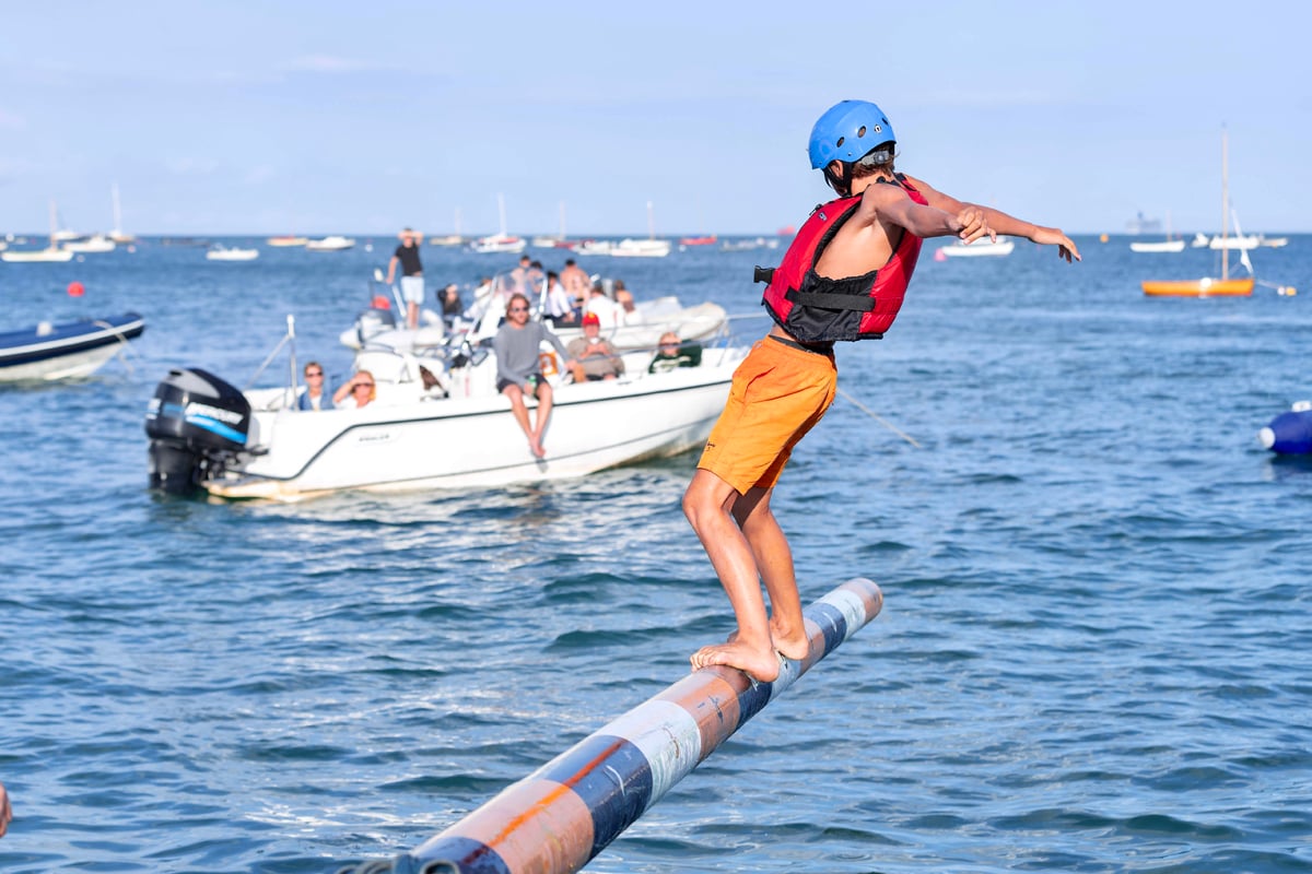 GREASY POLE FUN AND SEASIDE TRADITIONS AT SEAVIEW REGATTA