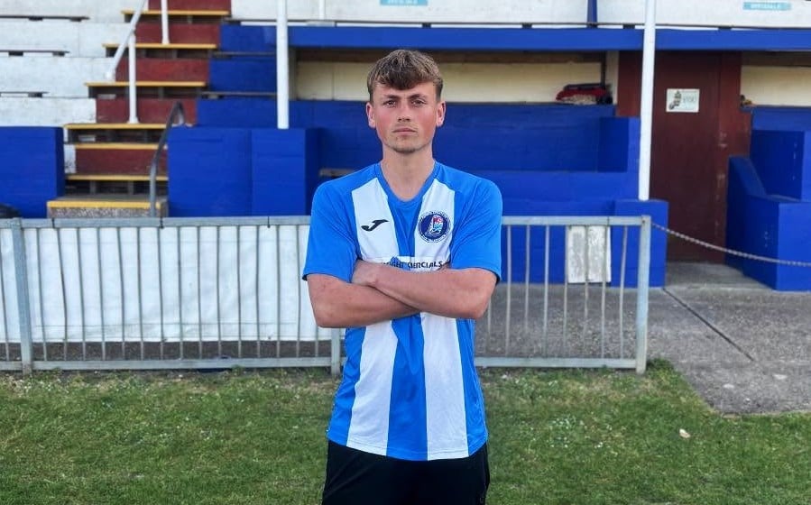 COWES SPORTS EDGE 7-GOAL CUP THRILLER AFTER WHITCHURCH FIGHTBACK