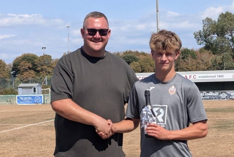 HART HITS CENTURY IN STYLE AS VICS SWEEP ASIDE POPPIES