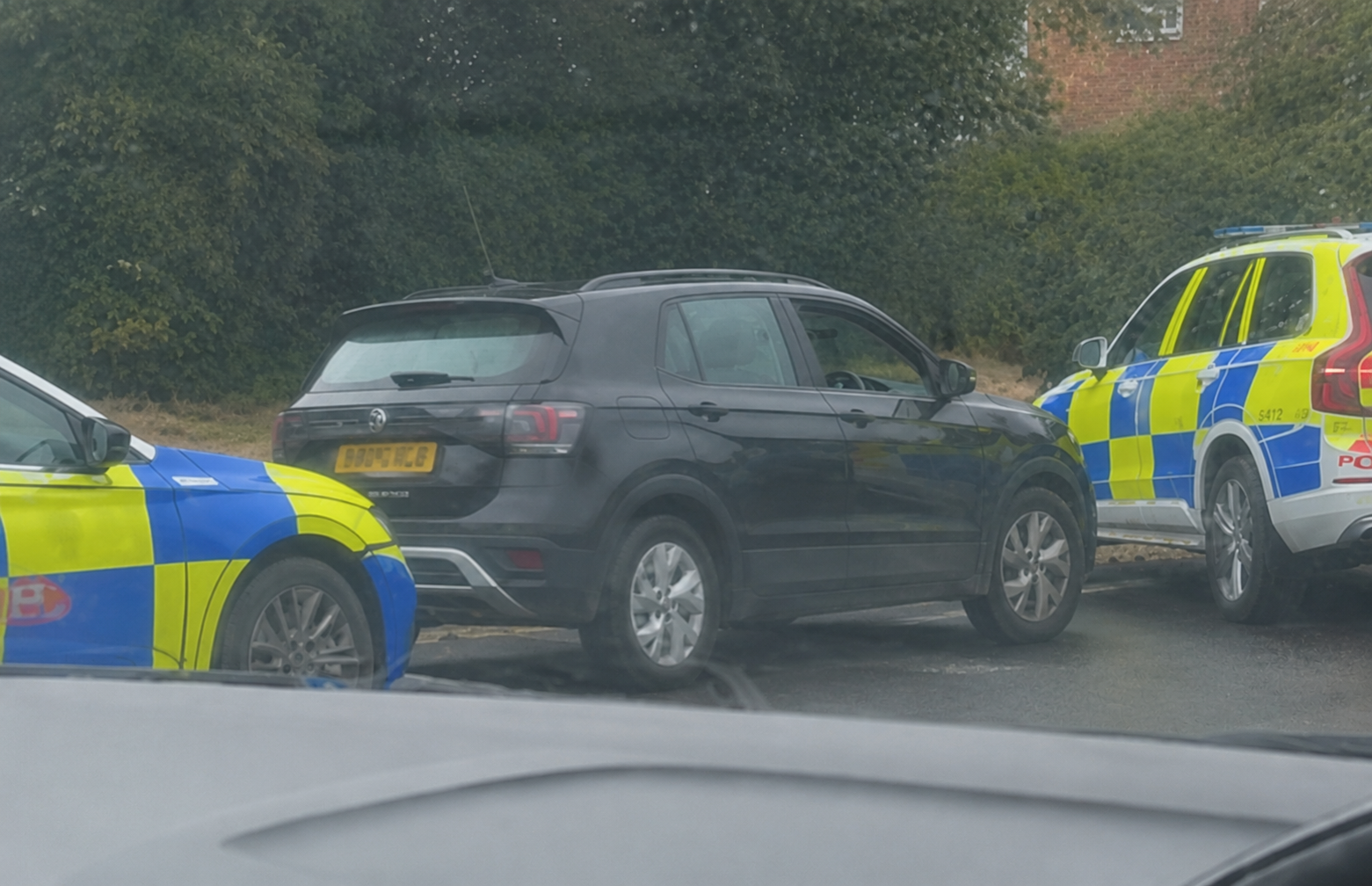 MAN NICKED AFTER ERRATIC DRIVING LEADS POLICE TO STOP CAR ON DUAL CARRIAGEWAY