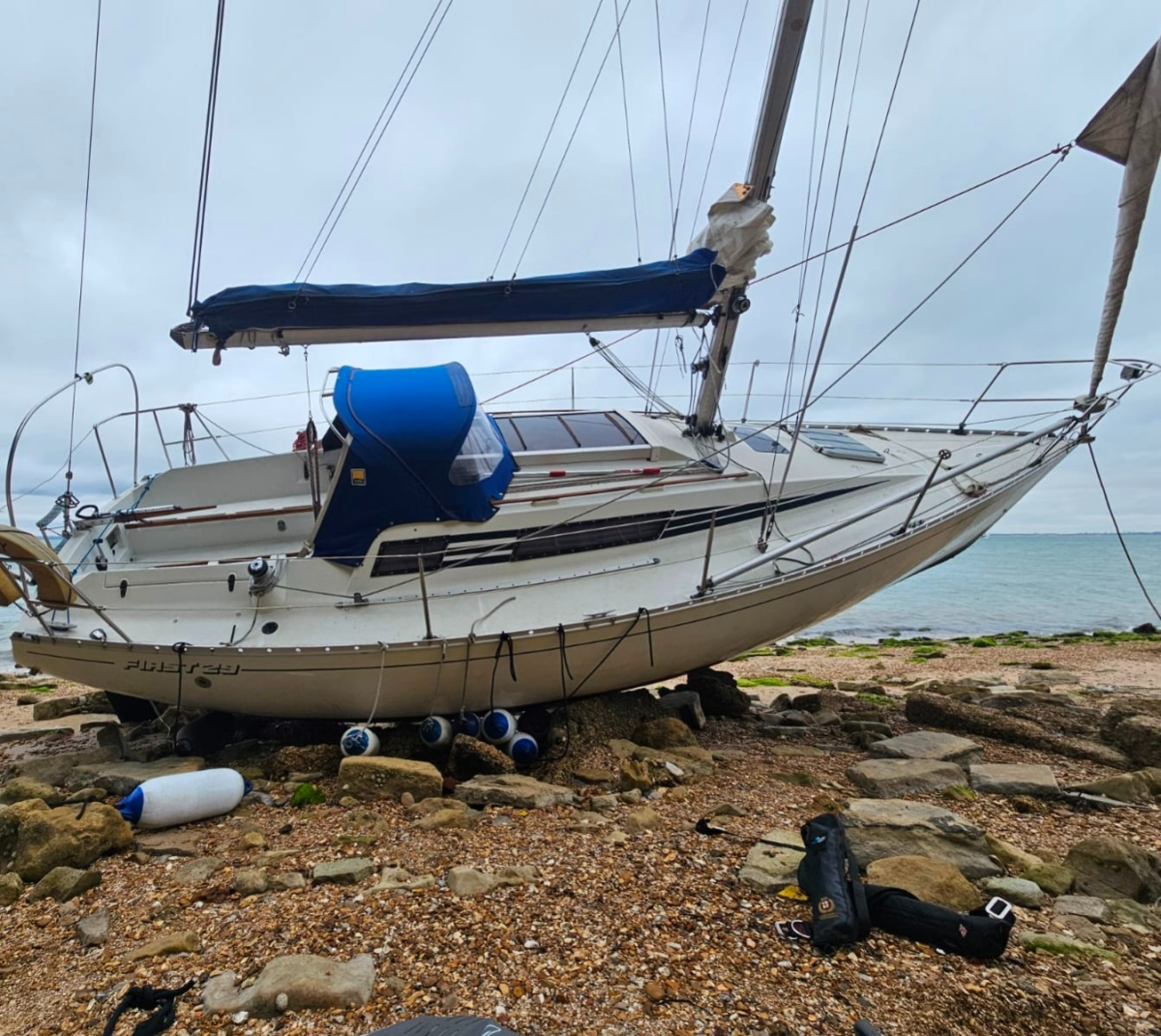 COUPLE AND THEIR FLOATING HOME SAVED AFTER BOAT WASHES ASHORE AT OSBORNE BAY