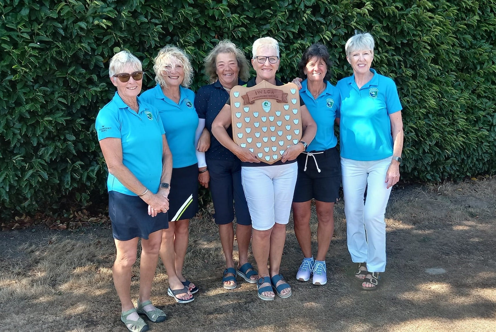 FRESHWATER BAY LADIES WIN ISLAND FOURSOMES LEAGUE TITLE