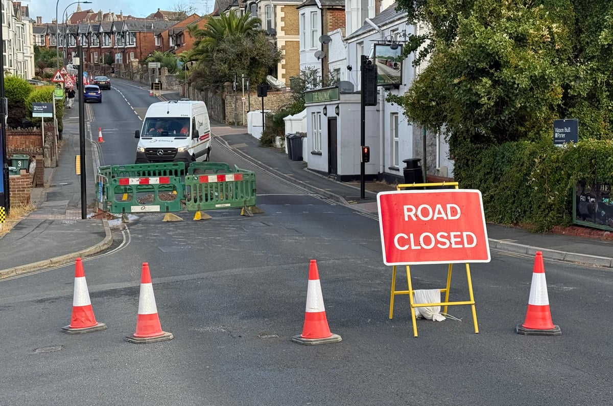 EMERGENCY ROADWORKS BRING DISRUPTION TO TRAFFIC AND BUSES IN RYDE