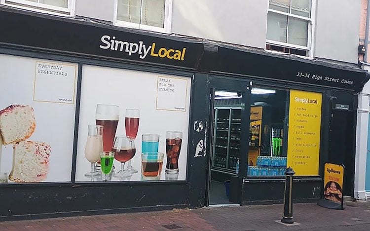 ILLEGAL DRINKS AND OUT-OF-DATE FOOD LEAD TO 1-STAR HYGIENE RATING FOR COWES STORE