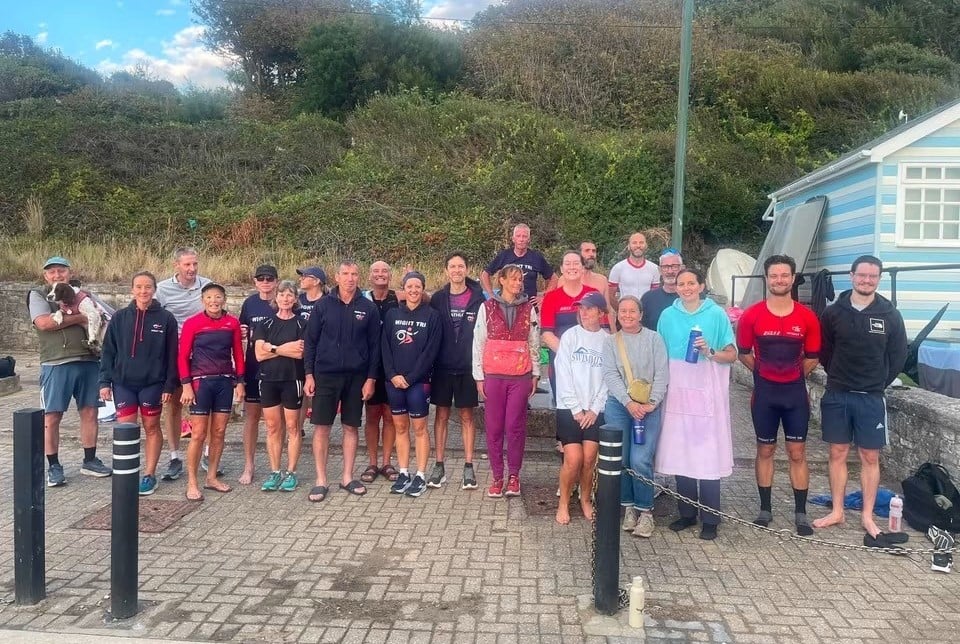 WIGHT TRI SUMMER AQUATHON SERIES ENDS ON A HIGH AT TOTLAND BAY