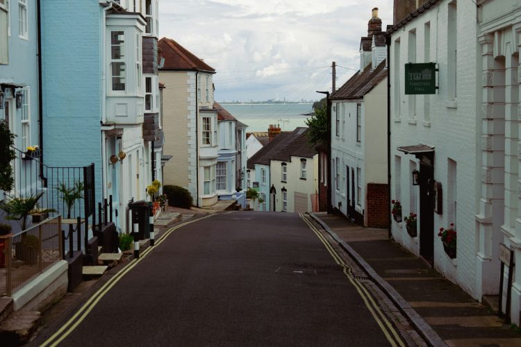 IS THE ISLE OF WIGHT A KEY TARGET FOR THE NEXT WAVE OF DIGITAL NOMADS?