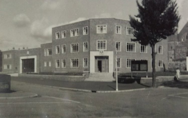 ON THIS DAY: SHANKLIN’S MODERN POLICE AND FIRE STATIONS OPENED 75 YEARS AGO