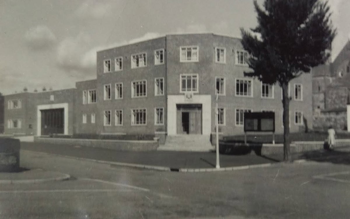 SHANKLIN’S MODERN POLICE AND FIRE STATIONS OPENED 75 YEARS AGO